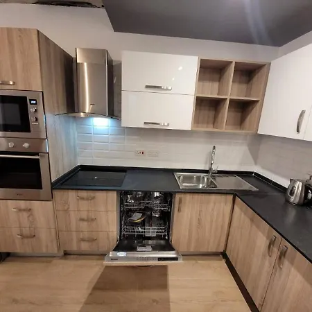 New Modern Penthouse 2 Minutes From Seascape * 圣保罗湾城
