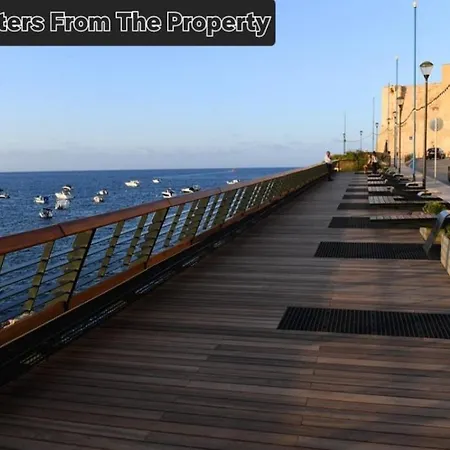 New Modern Penthouse 2 Minutes From Seascape * 圣保罗湾城